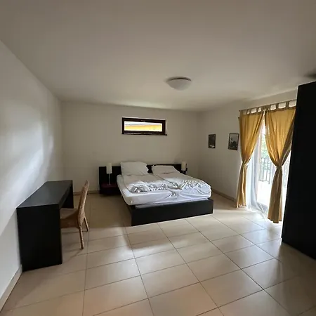 Zámek Apartamento *
