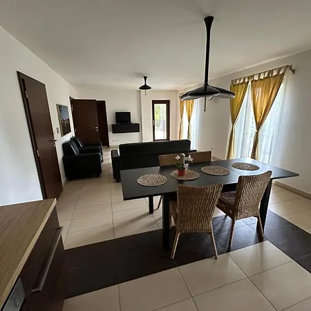 Apartment Zamek Žinkovy