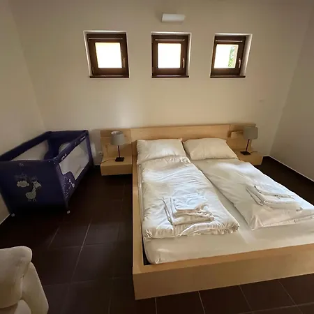 Zamek * Žinkovy